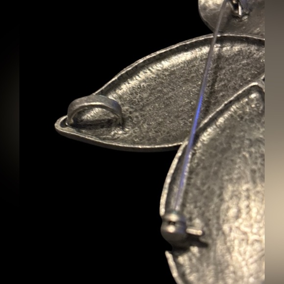 “LAGUNA” signed Silver Leaf Brooch with Honey Amber Stone - Picture 5 of 12